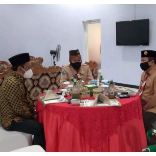 Perintah Gubernur Jatim Khofifah: "Segera Selesaikan APBD Jember, Gak Pake Lama."